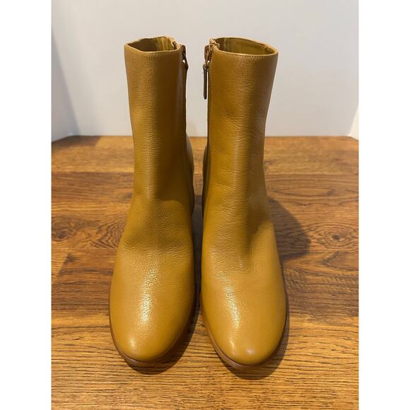 Tory Burch Women's Brooke Stamped Heel Leather Bootie Tan Size 11M NWOB - Picture 3 of 11